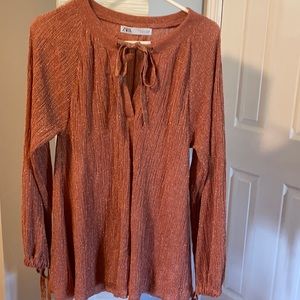 A NWNT Zaras tied knit top